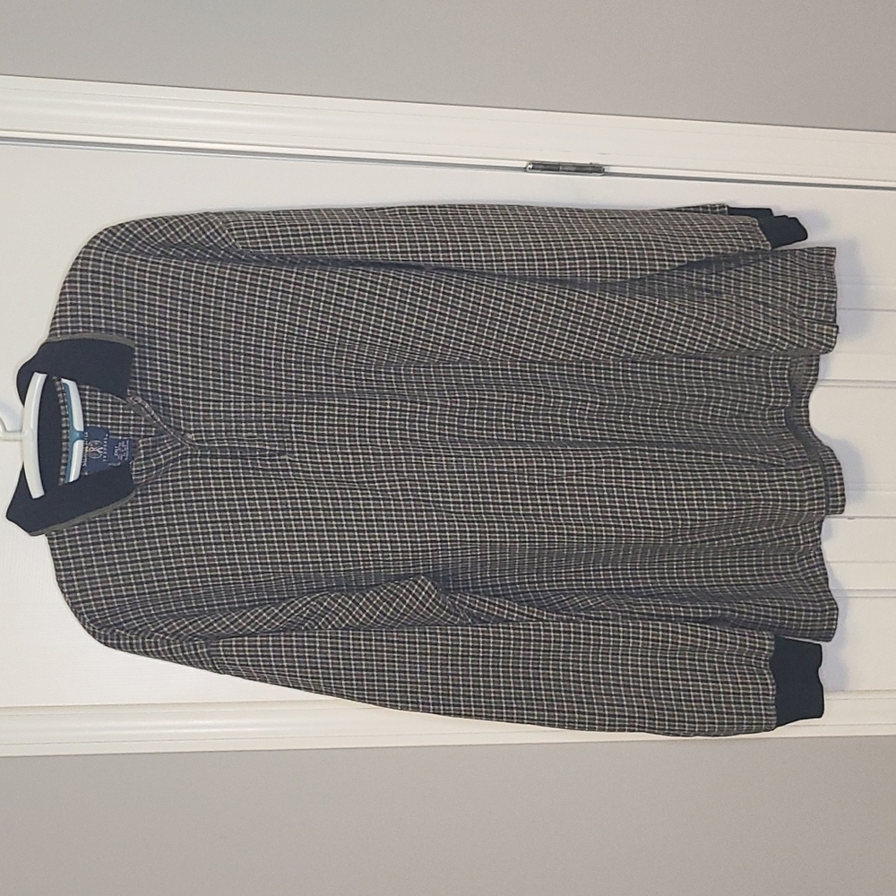 Salmon River Traders Cotton long sleeve collared shirt w/ cuffed sleeves